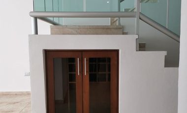 casa en renta Lomas de Angelopolis parque Yucatan