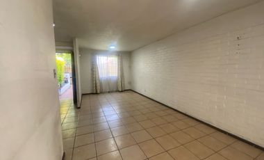 INCREIBLE OPORTUNIDAD CASA CON LOCAL COMERCIAL UBICACION PRIVILEGIADA EN LA FLORIDA