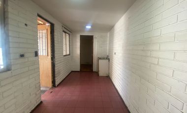 INCREIBLE OPORTUNIDAD CASA CON LOCAL COMERCIAL UBICACION PRIVILEGIADA EN LA FLORIDA