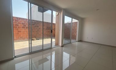 CASA EN RENTA EN LOMAS DE ANGELÓPOLIS III CASCATTA.