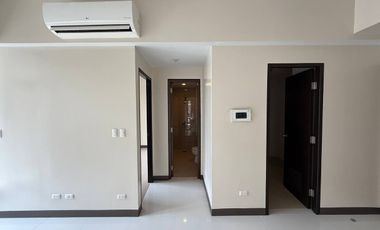 RENT TO OWN CONDO & READY FOR OCCUPANCY - LUXURIOUS 2BR WITH BALCONY