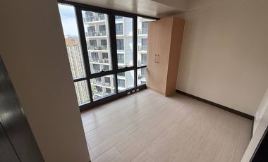 RENT TO OWN CONDO & READY FOR OCCUPANCY - LUXURIOUS 2BR WITH BALCONY
