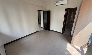 RENT TO OWN CONDO & READY FOR OCCUPANCY - LUXURIOUS 2BR WITH BALCONY