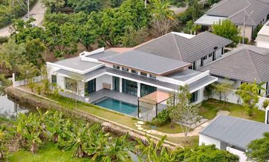 For Sale: 8.9 million baht. Water front pool villa in Saraphi for sale. Ideal to live in yourself or rent out as an investment property for 7.5-8% ren
