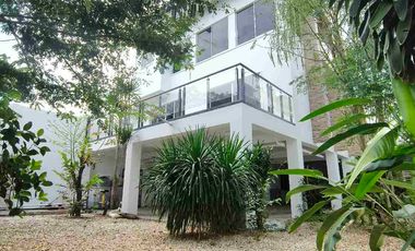 Fairview Village Talisay Cebu 316sqm House and Lot with 3 Carport and 5 Bedrooms