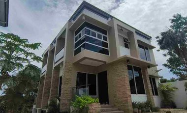 Fairview Village Talisay Cebu 316sqm House and Lot with 3 Carport and 5 Bedrooms