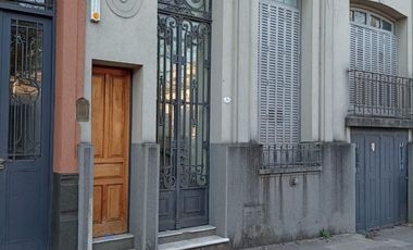 Amplia Casa - Zona Parque - Calle San Lorenzo -