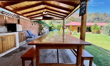 LLAYLLAY - SE VENDE PARCELA CON CASA Y GALPON