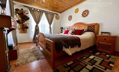 LLAYLLAY - SE VENDE PARCELA CON CASA Y GALPON