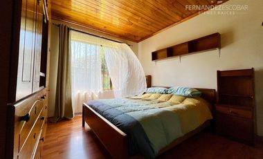 LLAYLLAY - SE VENDE PARCELA CON CASA Y GALPON