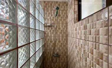 LLAYLLAY - SE VENDE PARCELA CON CASA Y GALPON