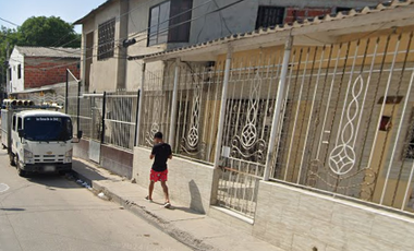 CASA EN REMATE BARRIO MANUELA BELTRAM SOLEDAD OPRTUNIDAD UNICA
