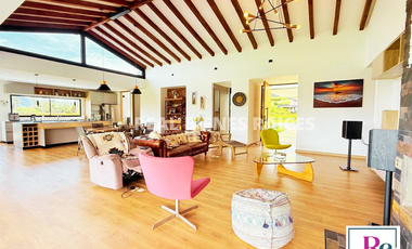 Venta de Casa Campestre en La Ceja - Sector El Tambo