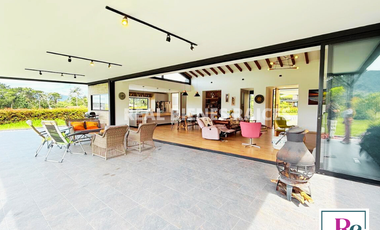 Venta de Casa Campestre en La Ceja - Sector El Tambo