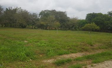VENTA DE LOTE CONCOMINIO GAUDI-PANCE