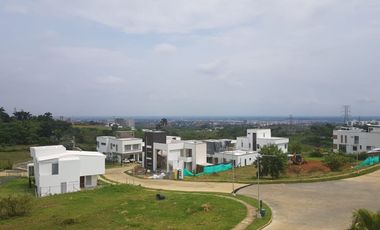 VENTA DE LOTE CONCOMINIO GAUDI-PANCE