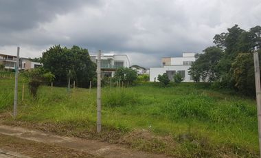 VENTA DE LOTE CONCOMINIO GAUDI-PANCE