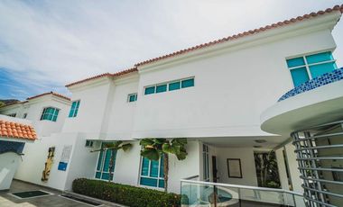 HERMOSA CASA RESIDENCIAL PARA VENTA EN CONJUNTO AQUA MARINA