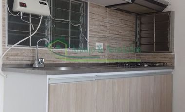 Arrendamos apartamento en el condominio Manaca