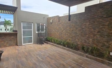 Casa en Renta en Cañadas del Lago con rooftop