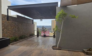 Casa en Renta en Cañadas del Lago con rooftop