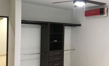 Renta de bonita casa en Cumbres Elite sector Villas