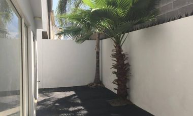 Renta de bonita casa en Cumbres Elite sector Villas
