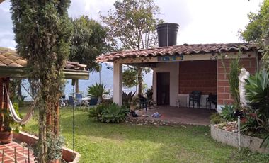 Venta hermosa Casa Finca, Vereda Filo Verde, Barbosa Antioquia.