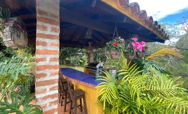 Venta hermosa Casa Finca, Altos de Villa Roca, Copacabana Antioquia.