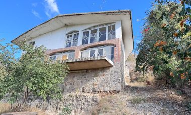 TERRENO Y CASA EN VENTA EN LAS CAÑADAS