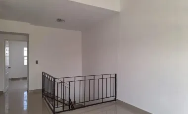 RENTA DE CASA EN CERRADA TRENTO