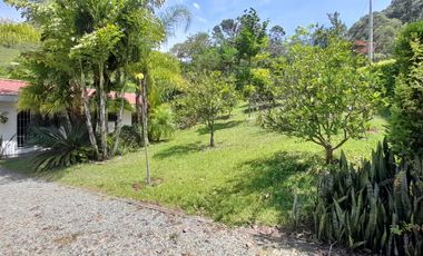 Venta hermosa casa finca, Verede La Veta, Copacabana Antioquia.