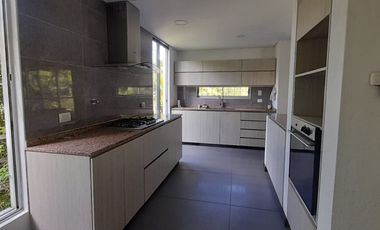 Venta hermosa casa finca, Verede La Veta, Copacabana Antioquia.