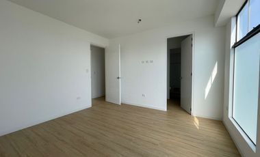 Penthouse de estreno Chacarilla Zona tranquila