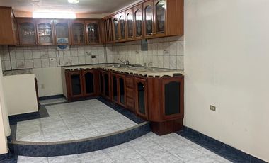 casa rentera de venta en manta diagonal al coral Y/T