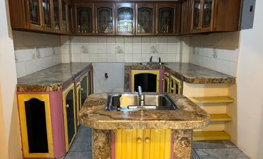 casa rentera de venta en manta diagonal al coral Y/T