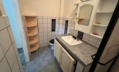 casa rentera de venta en manta diagonal al coral Y/T