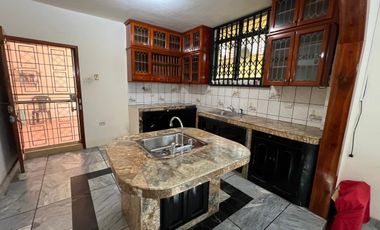 casa rentera de venta en manta diagonal al coral Y/T