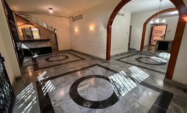 casa rentera de venta en manta diagonal al coral Y/T