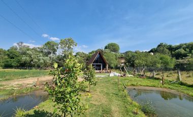 GRAN CABAÑA EN VENTA, CON LAGO PROPIO...