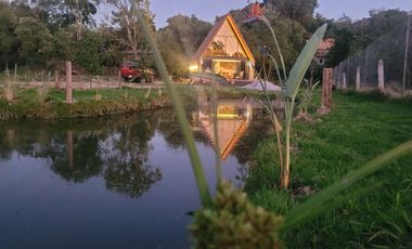 GRAN CABAÑA EN VENTA, CON LAGO PROPIO...