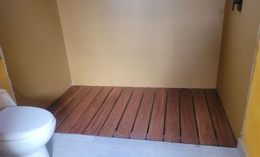GRAN CABAÑA EN VENTA, CON LAGO PROPIO...