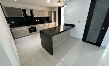 CASA DE CONJUNTO EN ARRIENDO EN VILLA CAMPESTRE