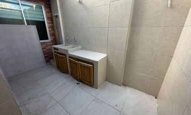 CASA DE CONJUNTO EN ARRIENDO EN VILLA CAMPESTRE