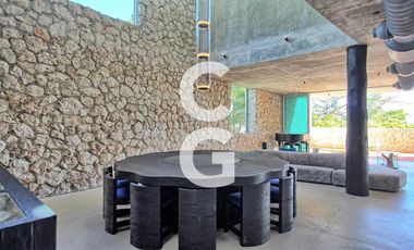 Casa en Venta en Cancun en Residencial Laguna Puerto Cancun con Roof Top