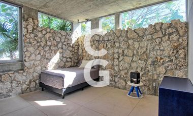 Casa en Venta en Cancun en Residencial Laguna Puerto Cancun con Roof Top