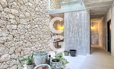 Casa en Venta en Cancun en Residencial Laguna Puerto Cancun con Roof Top