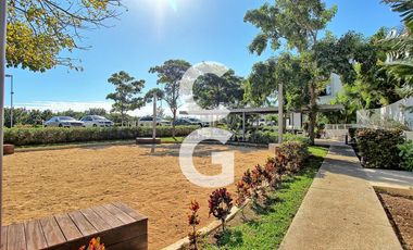 Casa en Venta en Cancun en Residencial Laguna Puerto Cancun con Roof Top