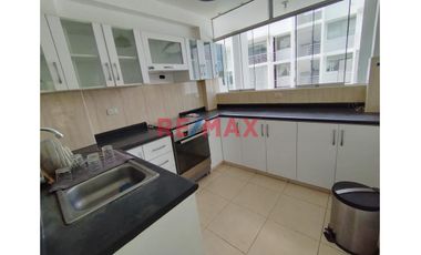 Alquiler De Departamento Amoblado En Exclusivo Condominio // ID: 1133356