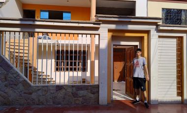 AMPLIA CASA EN URB. LA NORIA-TRUJILLO